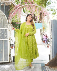 Bollywood Indian Pakistani Ethnic Party Wear Damen Weiches, reines Georgette-Glitzerkleid wird zu einem Dupatta-Kleid mit einfarbiger Stickerei