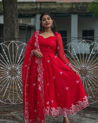Bollywood Indische Pakistanische Ethno Party Wear Damen Weicher Reiner Georgette Rot Anzug Kleid Mit Dupatta