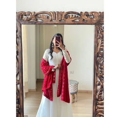 Bollywood Indische Pakistanische Ethno Party Wear Weiches reines Georgette Anarkali Kleid Rot &amp; Weiß mit All Over Stickerei Dupatta