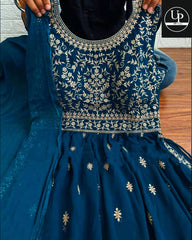 Bollywood Indische Pakistanische Ethno Party Wear Weiches reines Georgette Nyra Cut Sharara Set Outfit Kleid