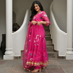 Bollywood Indische Pakistanische Ethno Party Wear Damen Weiche Reine Tubby Organza Hot Pink Anarkali Mit Dupatta Kleid